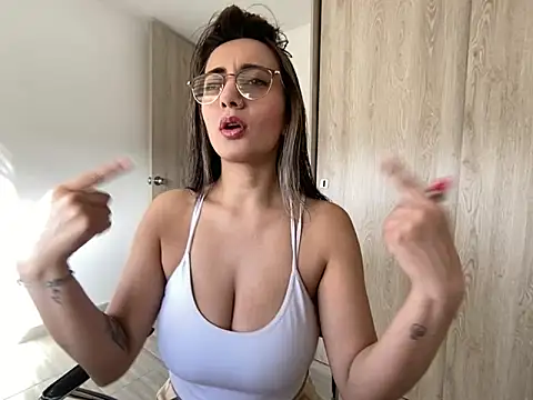 Anny Moore09 online show from December 18, 12:55 pm