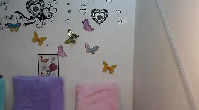 Snapshot of dirtydolltsx chatting on February 12, 1:37 pm dirtydolltsx online show from February 12, 1:37 pm