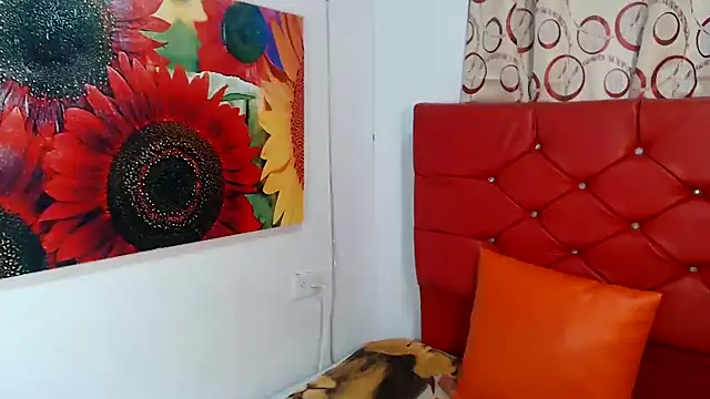 Snapshot of dirtydolltsx chatting on November 8, 8:07 pm dirtydolltsx online show from November 8, 8:07 pm