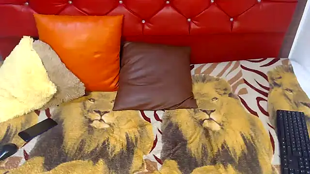 dirtydolltsx online show from February 25, 9:57 pm