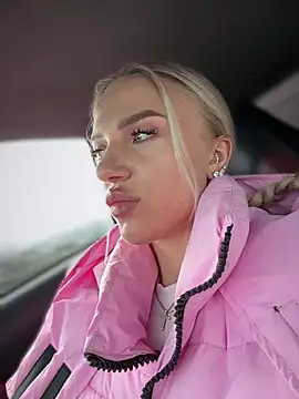 pinkstar  online show from March 29, 7:41 am