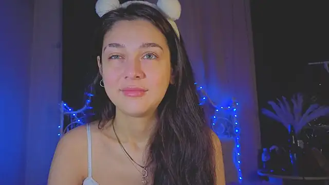 Snapshot of Funny_Bunny chatting on November 10, 2:54 am Funny Bunny online show from November 10, 2:54 am