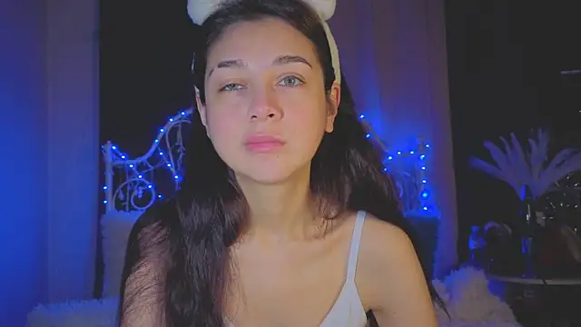 Snapshot of Funny_Bunny chatting on November 28, 2:14 am Funny Bunny online show from November 28, 2:14 am