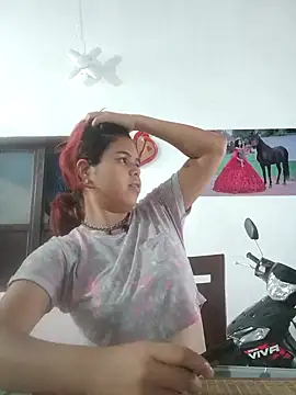 Snapshot of SabinaMerchetti chatting on February 4, 10:02 pm SabinaMerchetti online show from February 4, 10:02 pm