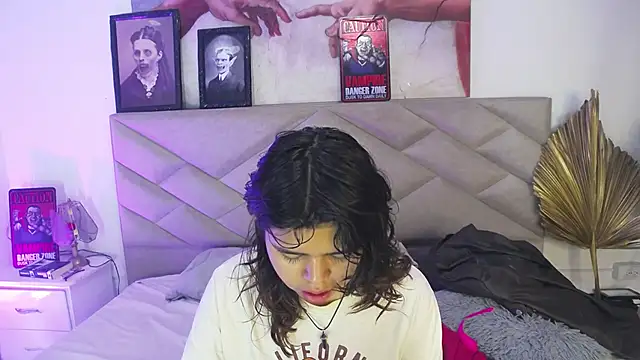 Snapshot of SabinaMerchetti chatting on October 20, 3:40 am SabinaMerchetti online show from October 20, 3:40 am