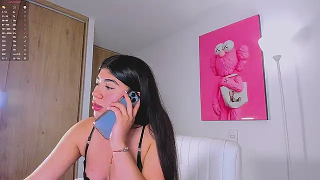 Snapshot of Kim_crosspp chatting on October 6, 7:33 pm Kim crosspp online show from October 6, 7:33 pm