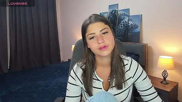 MaryMayson online show from February 19, 4:00 pm