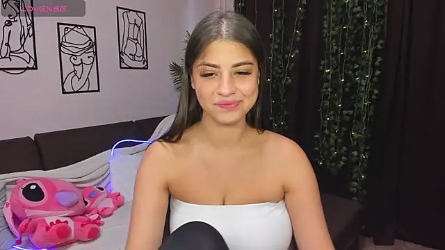 MaryMayson online show from October 6, 2:03 pm