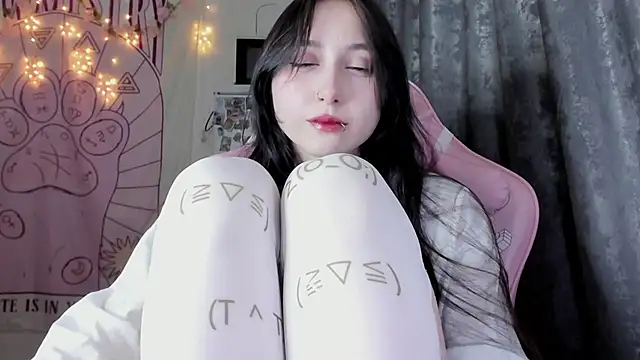 Holy420lolii online show from October 23, 8:29 pm