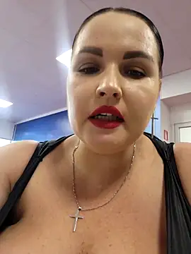Snapshot of GeorgiaLerox chatting on September 12, 11:32 am GeorgiaLerox online show from September 12, 11:32 am