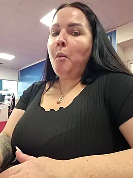 GeorgiaLerox online show from January 11, 1:27 pm