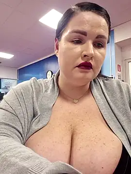 GeorgiaLerox online show from January 16, 1:48 pm