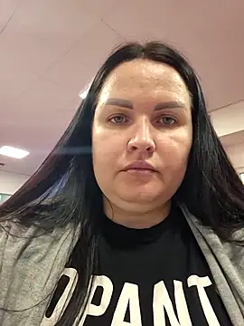 GeorgiaLerox online show from January 18, 1:15 pm