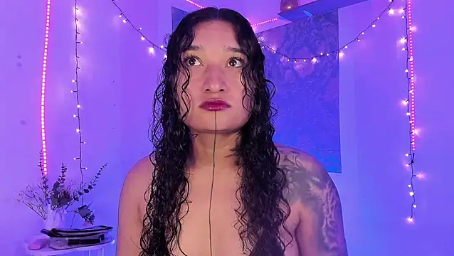 Eva Lee  online show from May 30, 10:56 am