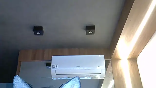 Skinny-Kitten online show from October 29, 7:59 pm