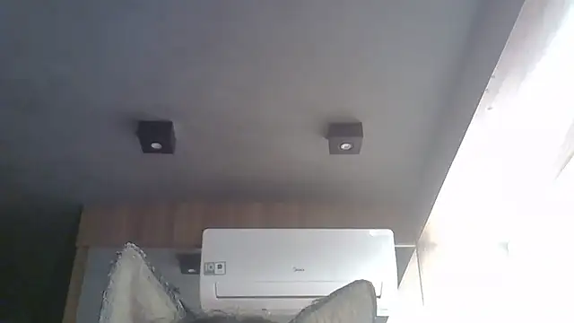 Skinny-Kitten online show from January 8, 11:18 pm