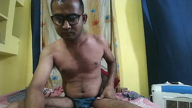 Snapshot of Cute_boy2000 chatting on March 19, 8:54 pm Cute boy2000 online show from March 19, 8:54 pm