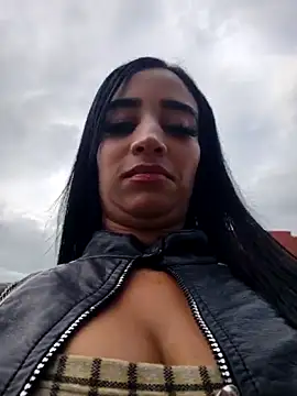  nathaly sweet online show from April 18, 10:21 pm