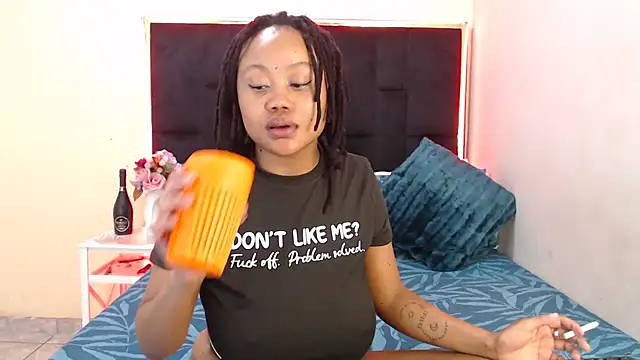 Snapshot of CancerGodessX chatting on February 12, 12:05 am CancerGodessX online show from February 12, 12:05 am