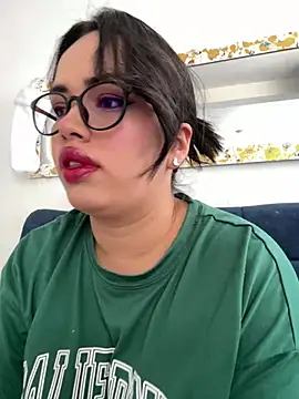 Snapshot of andra_rose chatting on January 12, 3:36 pm andra rose online show from January 12, 3:36 pm