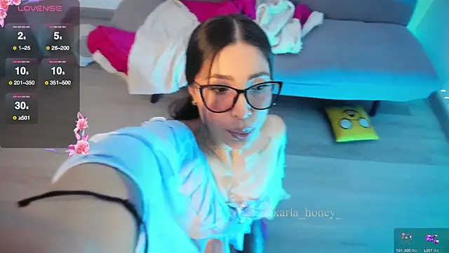 Spit queen online show from March 2, 2:13 pm