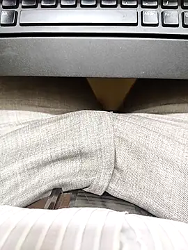 adicma123 online show from April 15, 6:31 am