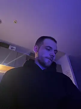 Z1uk online show from April 8, 12:43 am