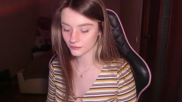 jeann elsaa online show from September 13, 3:45 pm