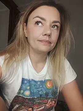 KrissSexi online show from October 28, 4:49 am