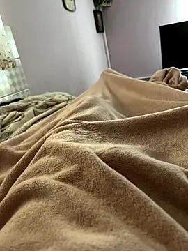 mihaixxx1 online show from October 29, 1:46 pm