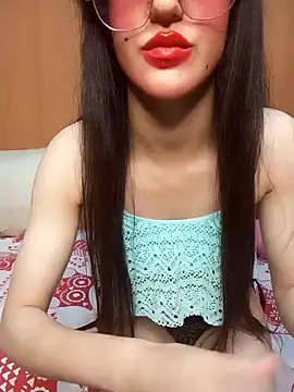 Snapshot of KHALIJIA-ARABIA-couple chatting on December 12, 6:21 pm KHALIJIA-ARABIA-couple online show from December 12, 6:21 pm