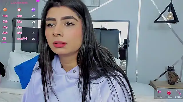 ZiaCalifa online show from February 5, 12:06 pm