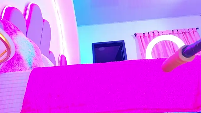 NathaxaLeans online show from April 14, 12:00 pm