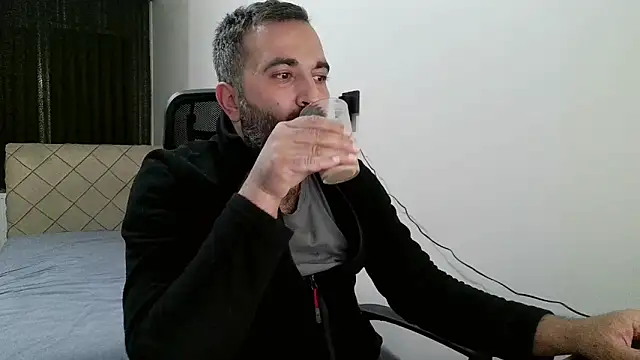 Snapshot of tgltplsr chatting on November 20, 3:07 am tgltplsr online show from November 20, 3:07 am