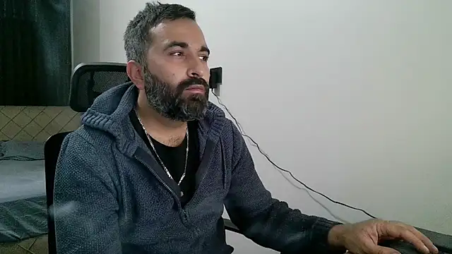 Snapshot of tgltplsr chatting on November 25, 11:16 pm tgltplsr online show from November 25, 11:16 pm