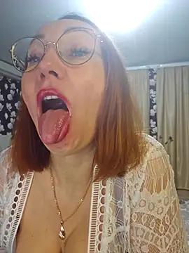 Snapshot of LybovNTV chatting on March 2, 4:10 pm LybovNTV online show from March 2, 4:10 pm