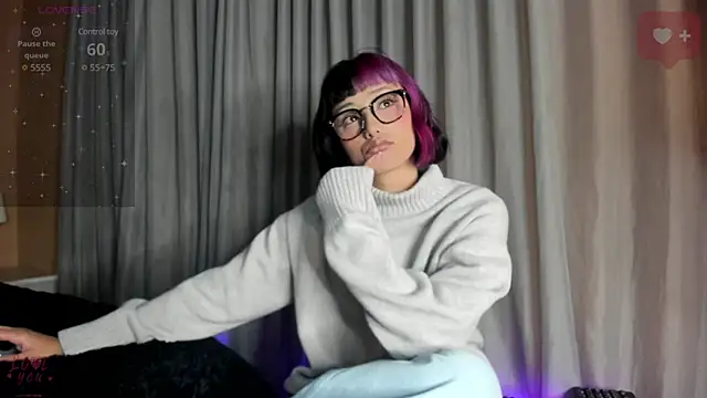 tati cardenas online show from March 1, 4:37 am