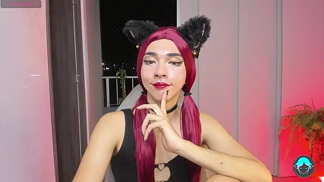 Snapshot of sofi_elfqueen chatting on January 9, 4:08 am sofi elfqueen online show from January 9, 4:08 am