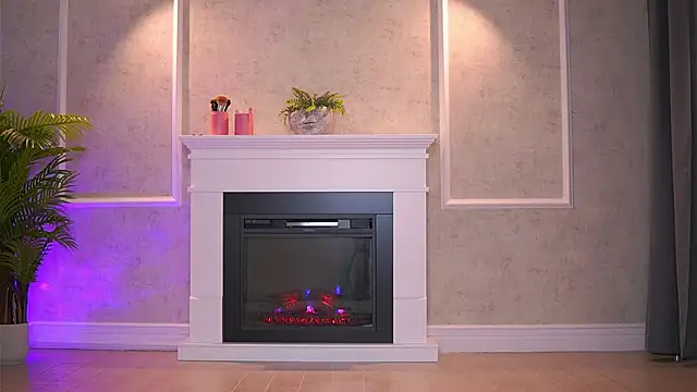 Snapshot of Abbela_White chatting on September 30, 5:23 am Abbela White online show from September 30, 5:23 am