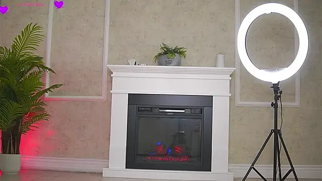 Snapshot of Abbela_White chatting on November 20, 7:08 am Abbela White online show from November 20, 7:08 am