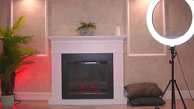 Snapshot of Abbela_White chatting on November 22, 6:12 am Abbela White online show from November 22, 6:12 am