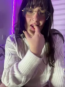 Megan lu2 online show from February 6, 4:21 am