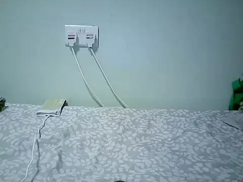 lupita 0 online show from October 18, 8:59 am