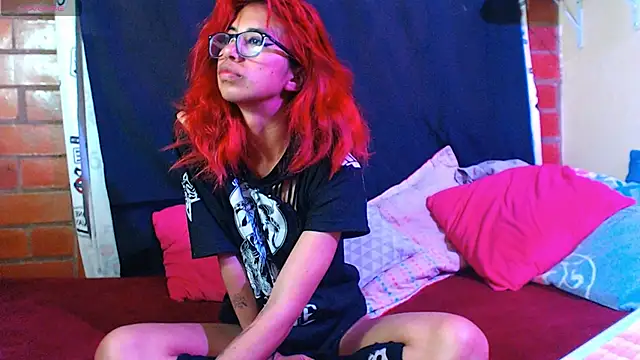 Roxanbunny1 online show from December 30, 3:25 am