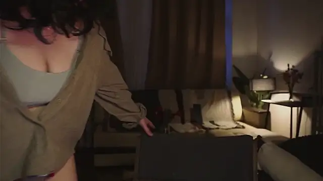 Snapshot of kshishtan chatting on January 24, 6:57 am kshishtan online show from January 24, 6:57 am