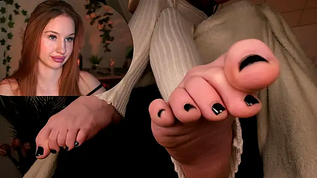 Snapshot of DorothyGilbert1 chatting on February 4, 12:22 pm DorothyGilbert1 online show from February 4, 12:22 pm