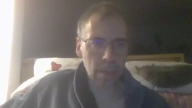 Snapshot of ptitcanard60600 chatting on November 12, 10:52 pm ptitcanard60600 online show from November 12, 10:52 pm