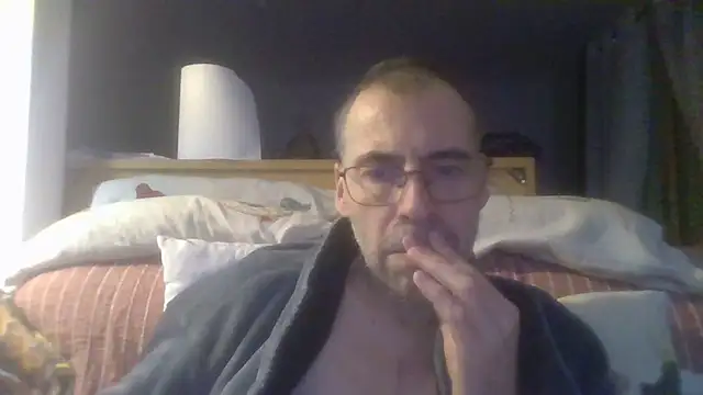 Snapshot of ptitcanard60600 chatting on December 14, 11:09 pm ptitcanard60600 online show from December 14, 11:09 pm