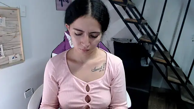 samantha baby  online show from October 21, 8:53 pm