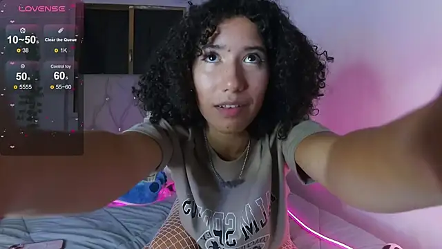 Snapshot of Lovely_Janeth chatting on February 27, 5:56 am Lovely Janeth online show from February 27, 5:56 am